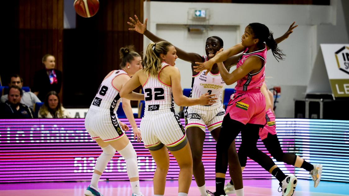 Fille basket deals